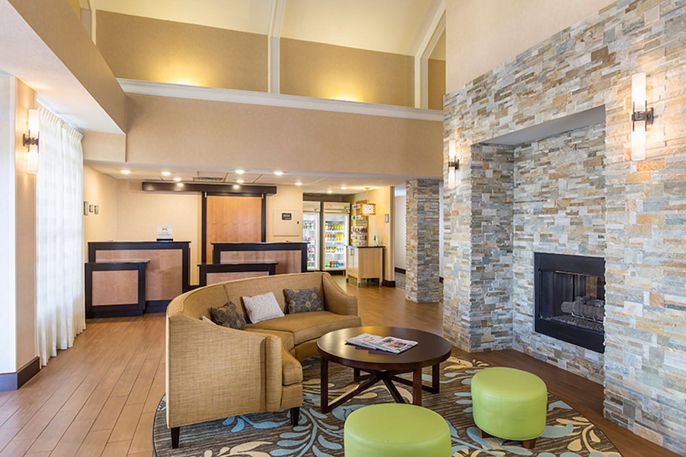MainStay Suites Grand Rapids, MI 21/43