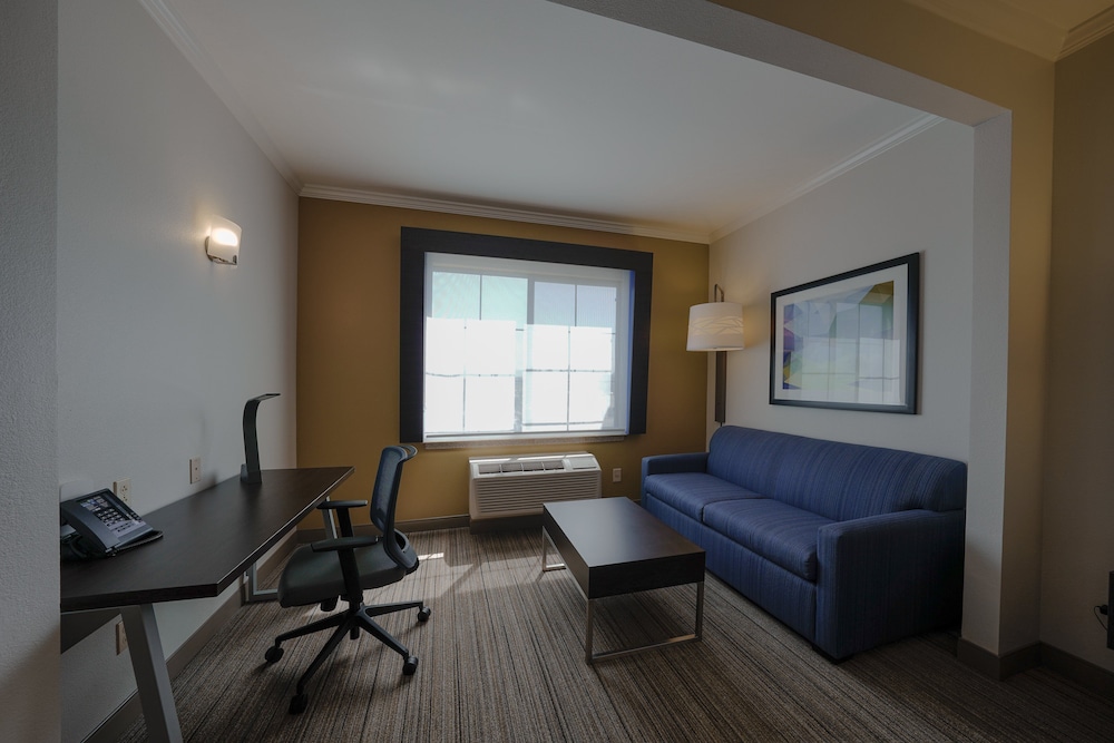 Holiday Inn Express Hotel Suites Santa Clara Silicon Valley 56/75