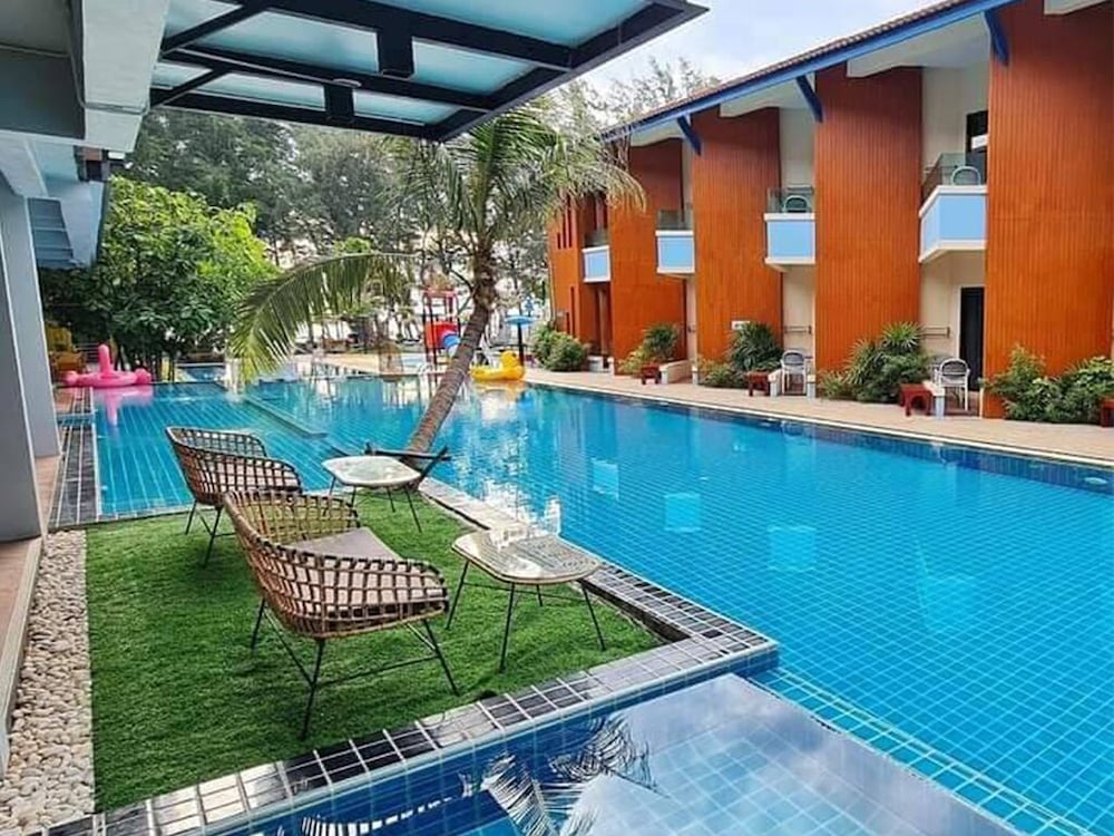 The Bed Vacation Rajamangala Hotel 42/50