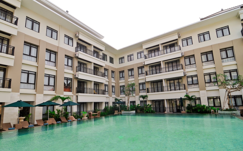Grand Kuta Hotel Residence 53/53