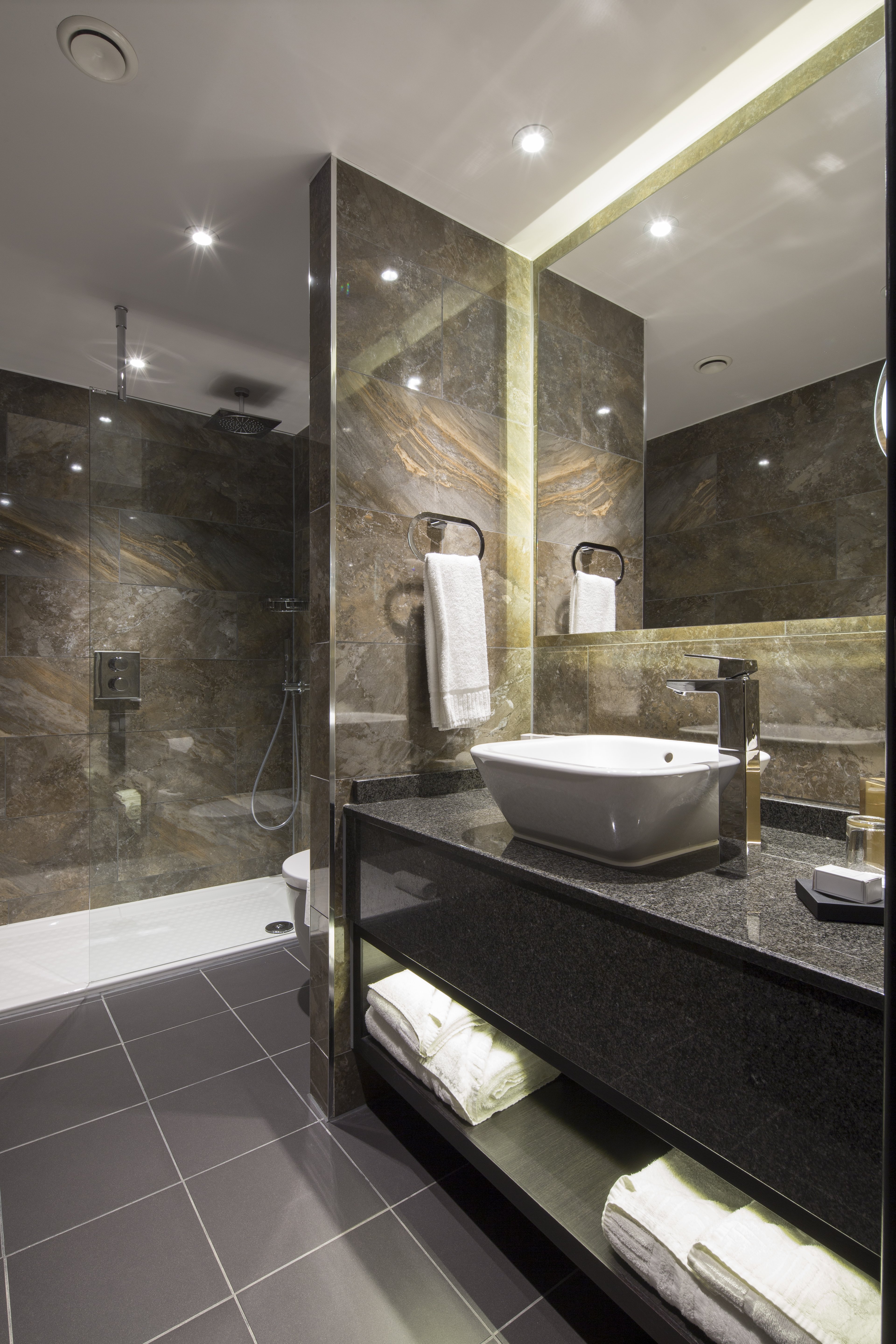 Crowne Plaza Gerrards Cross 50/50