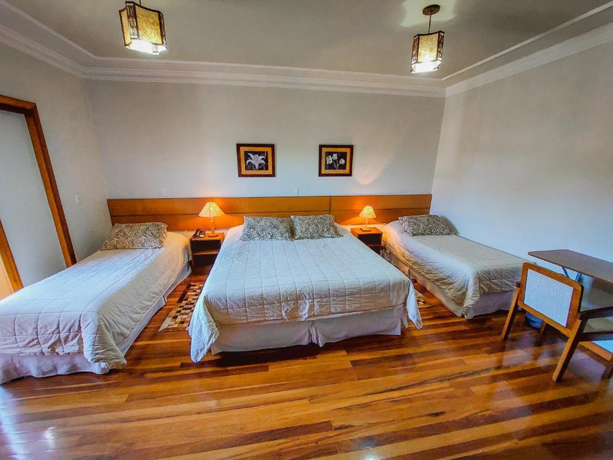 Room at Pousada Victoria Villa, CAMPOS DO JORDAO