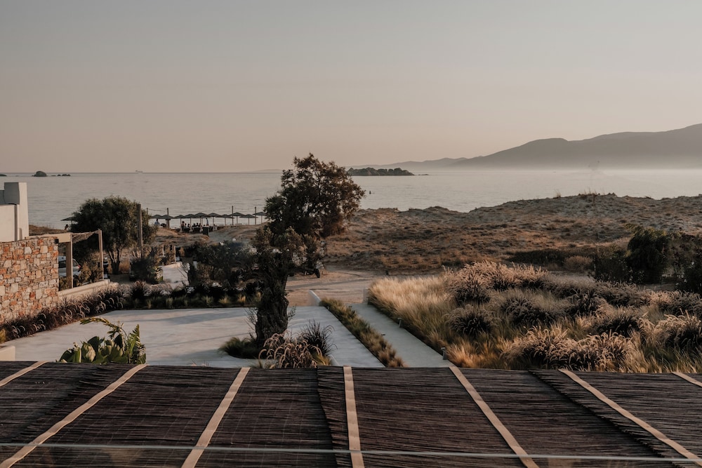 Onym Curated Villas 182/206