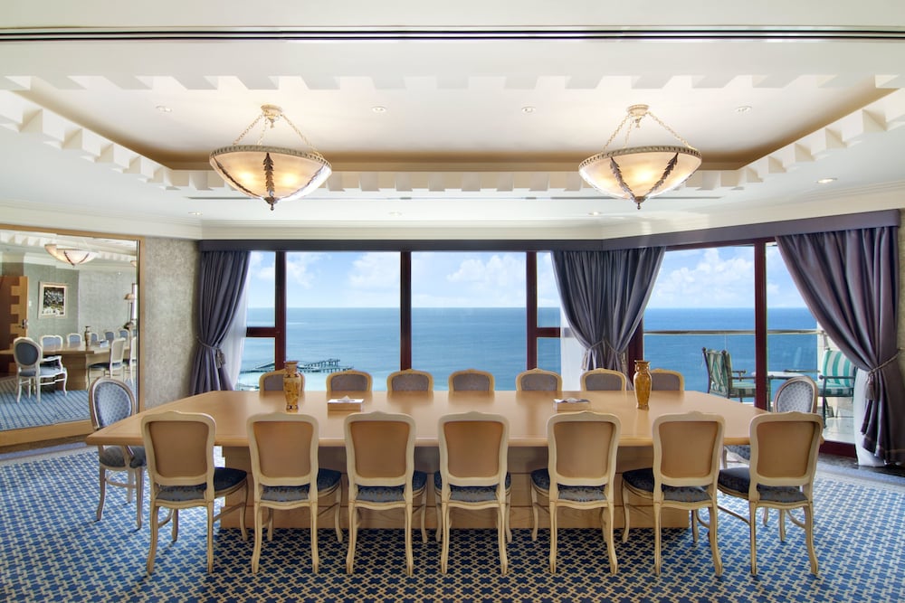 Jeddah Hilton 53/59