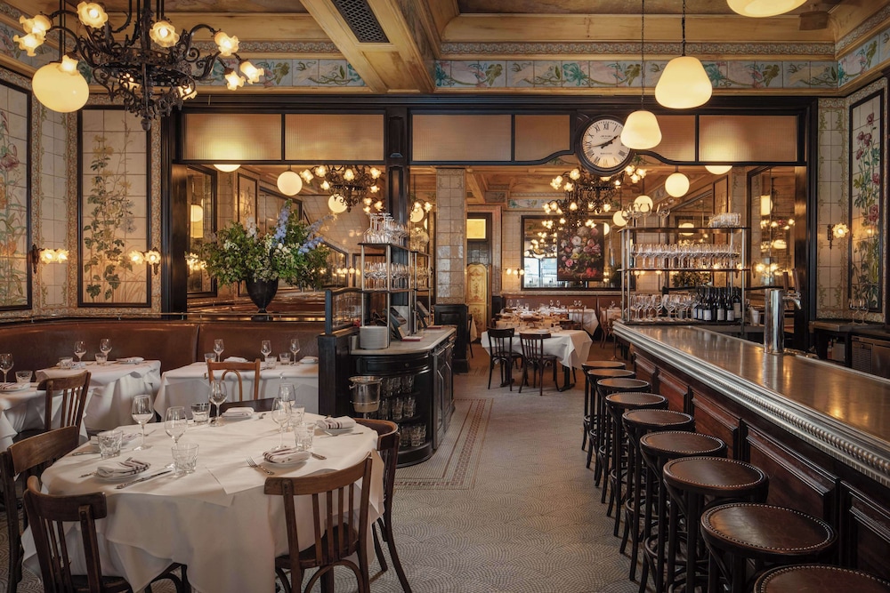 THE BEEKMAN, A THOMPSON HOTEL 54/75