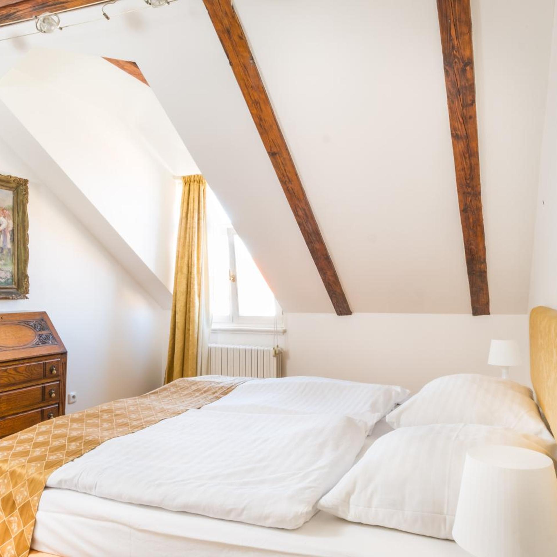 Suite, Apartment, Attic