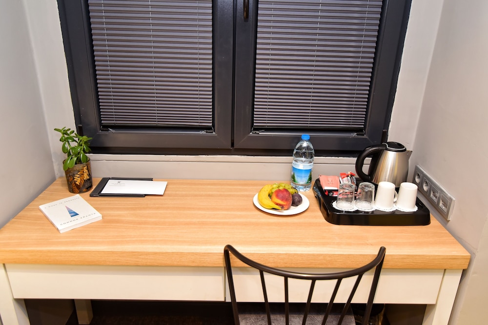 The Row Taksim Hotel 15/20