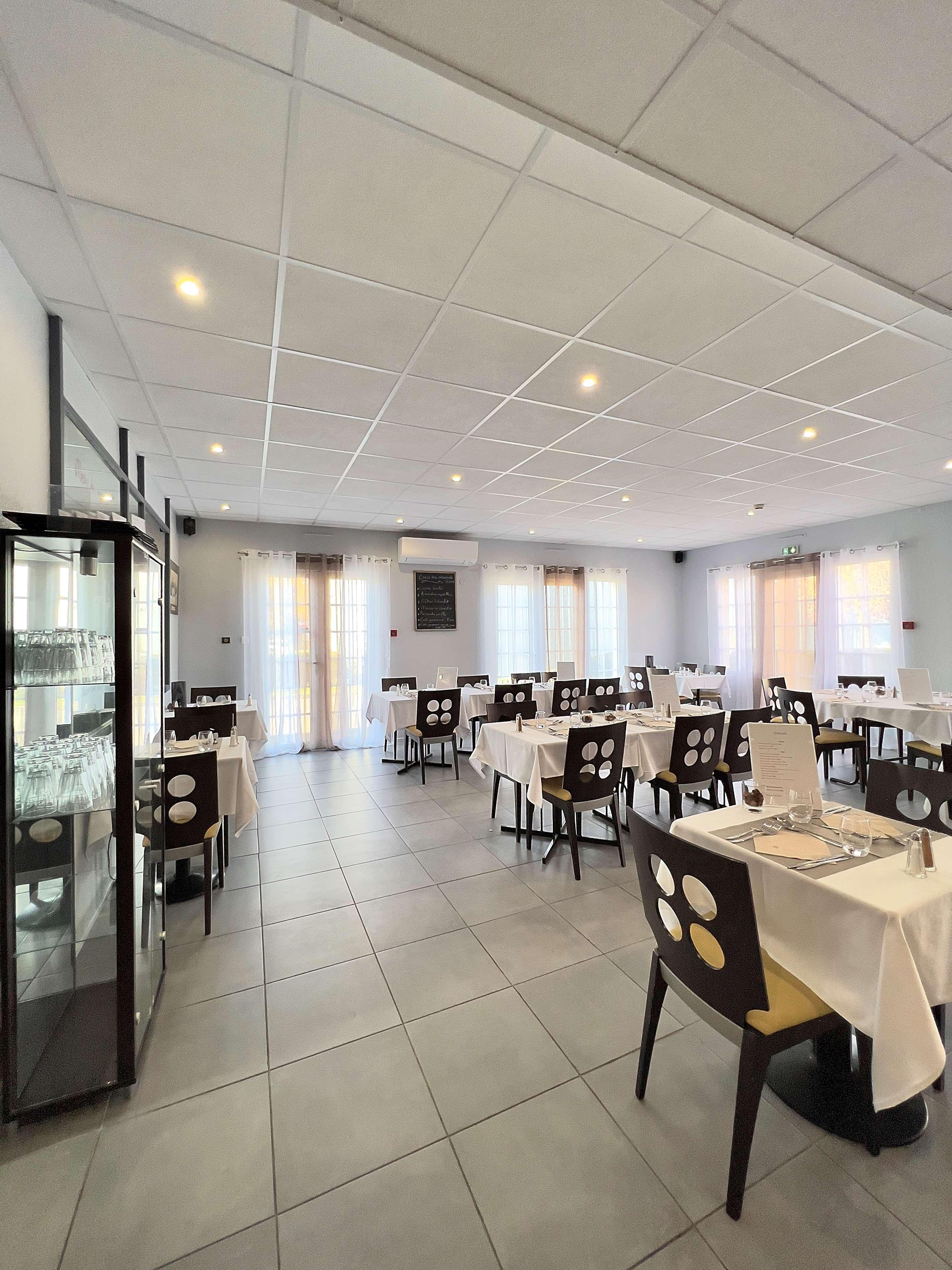 Kyriad Direct Reims Bezannes 10/18