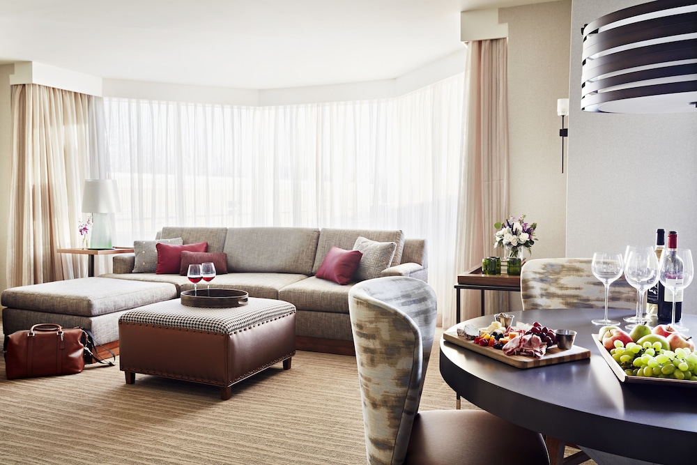 Lansdowne Resort And Spa 46/73