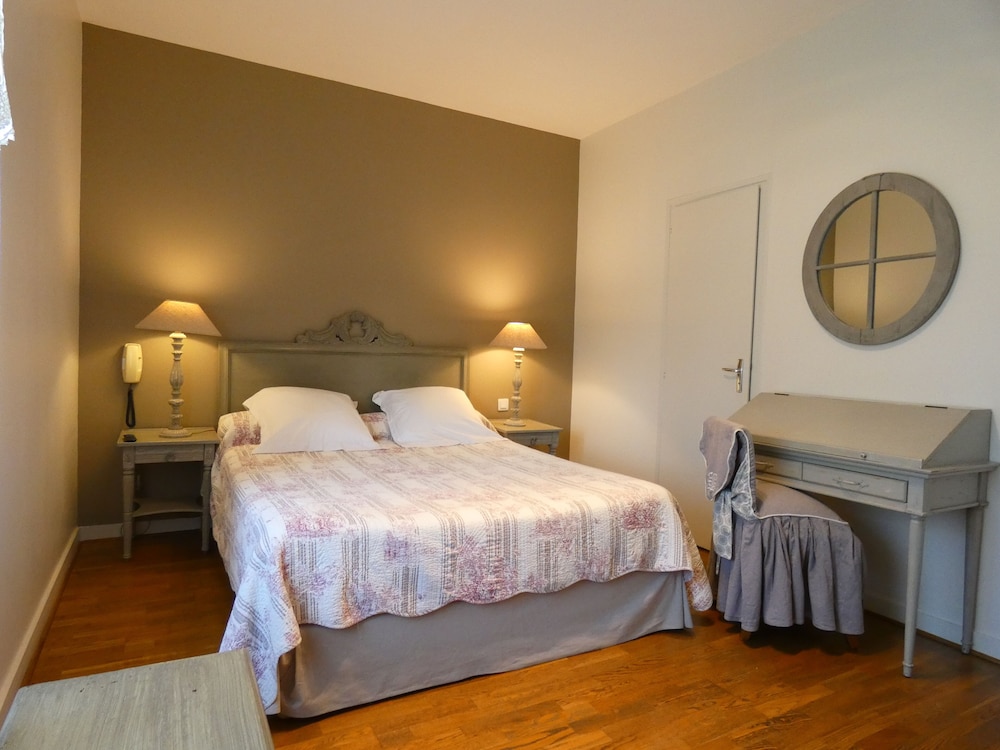 Hotel le Chatellier 7/50