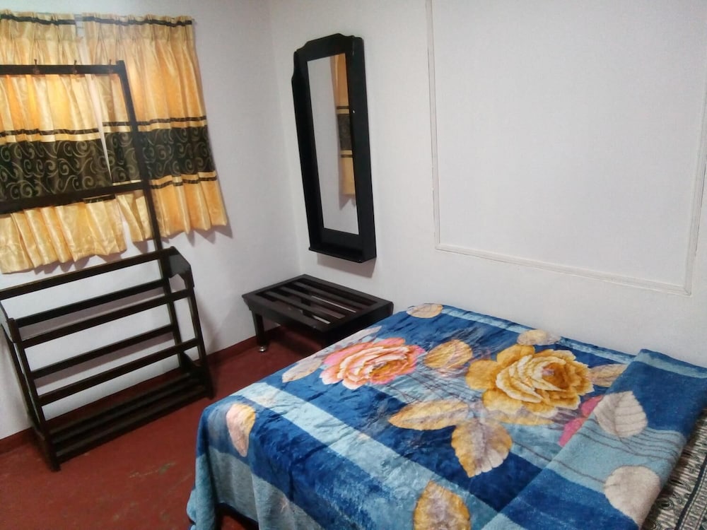 White Cottage Nuwara Eliya 8/19