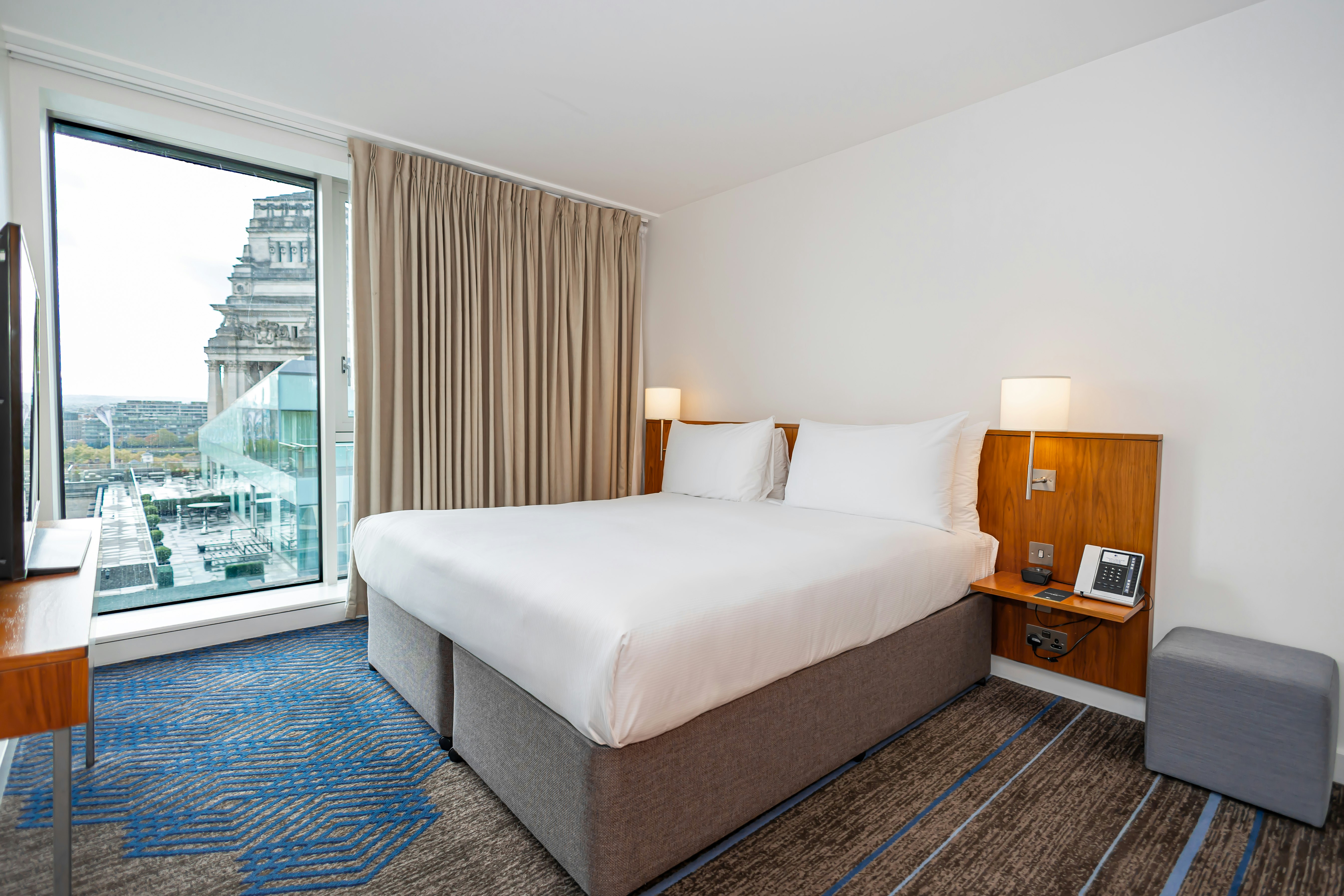 City, Suite, King Bed