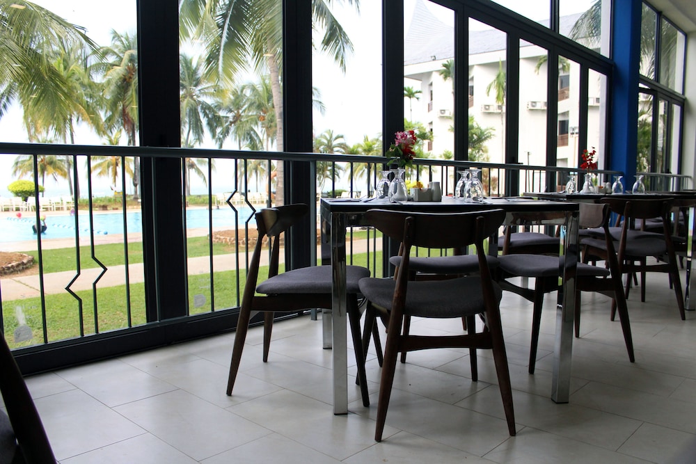THE GRAND BEACH RESORT PORT DICKSON 42/49