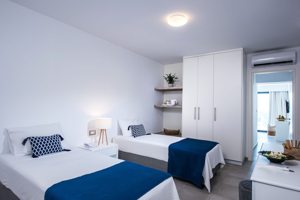2 BEDROOMS, FAMILY, SEA VIEW