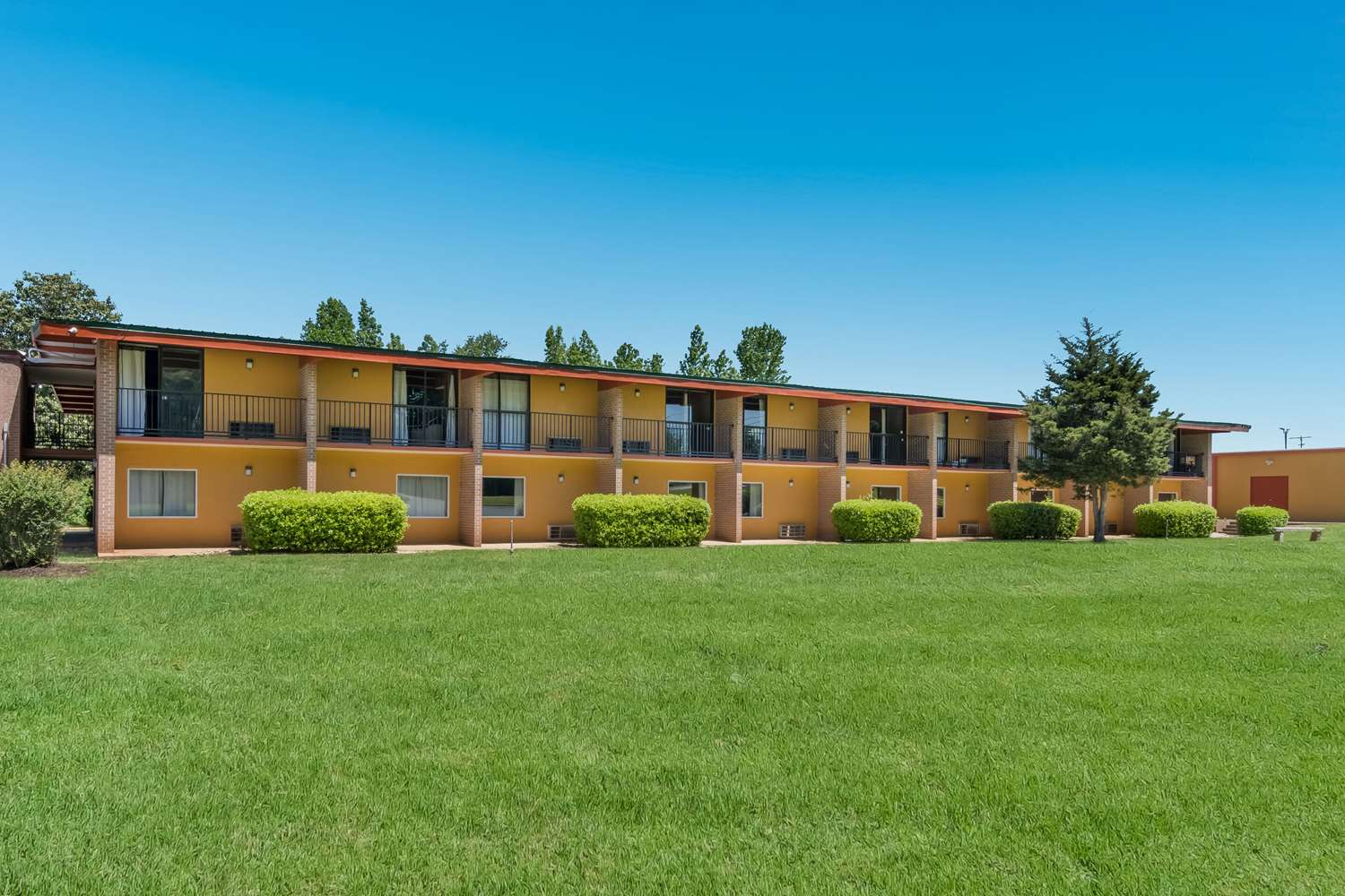 Econo Lodge High Point - Archdale 4/32
