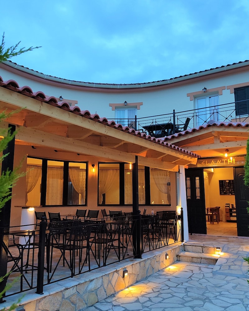 Elanthi Village Hotel in Zakynthos
