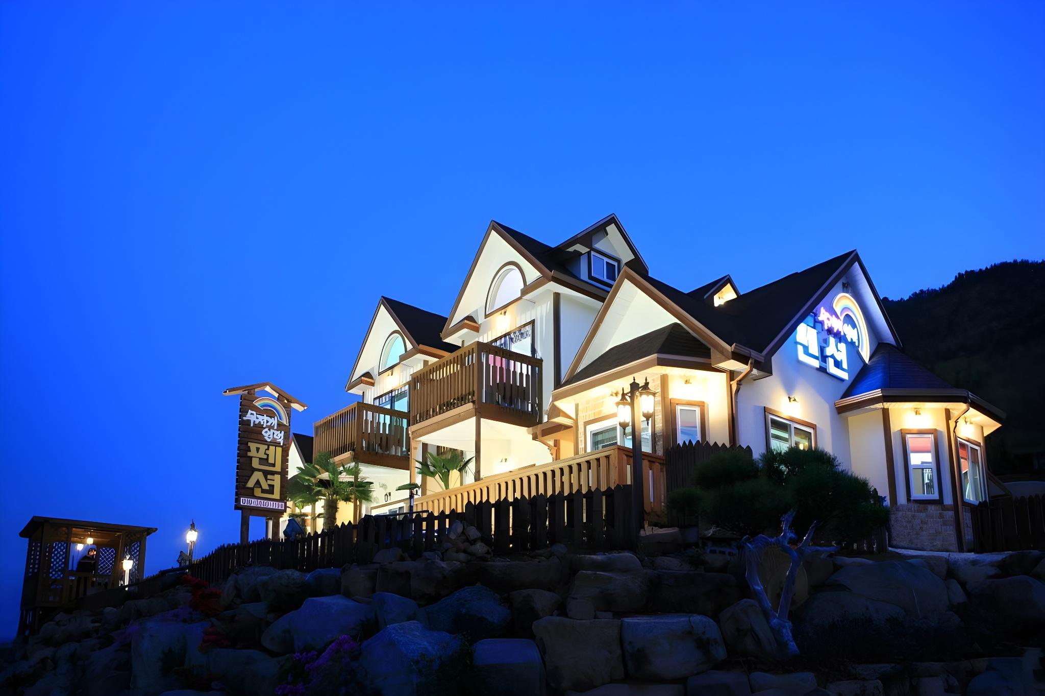 Namhae Rainbow Hill Pension 1/23