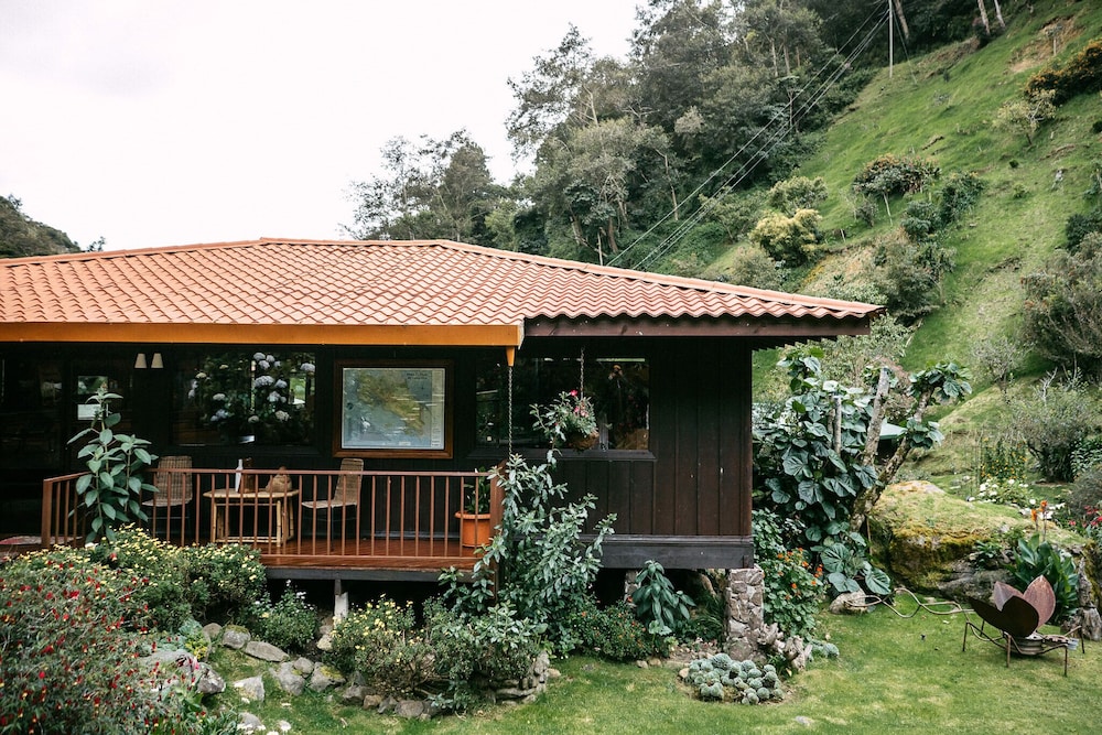 Trogon Lodge 1/46