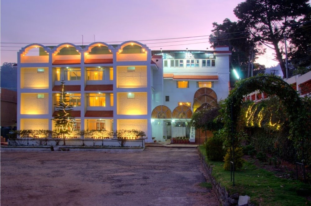 HOTEL JAI 1/18