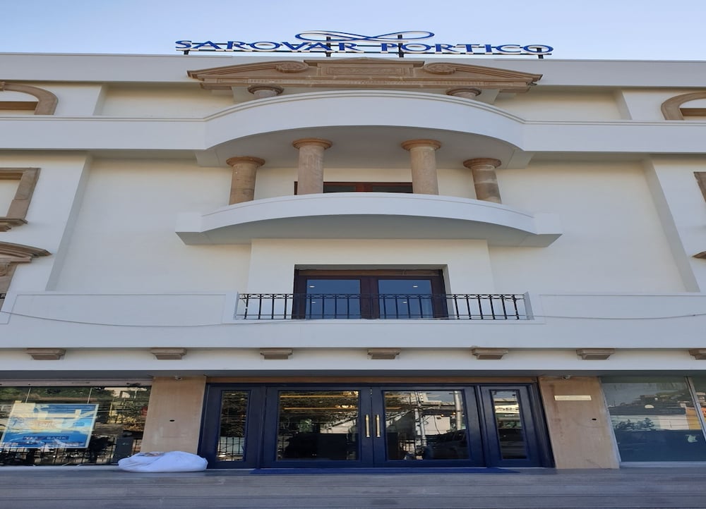 Sarovar Portico Dehradun 2/40