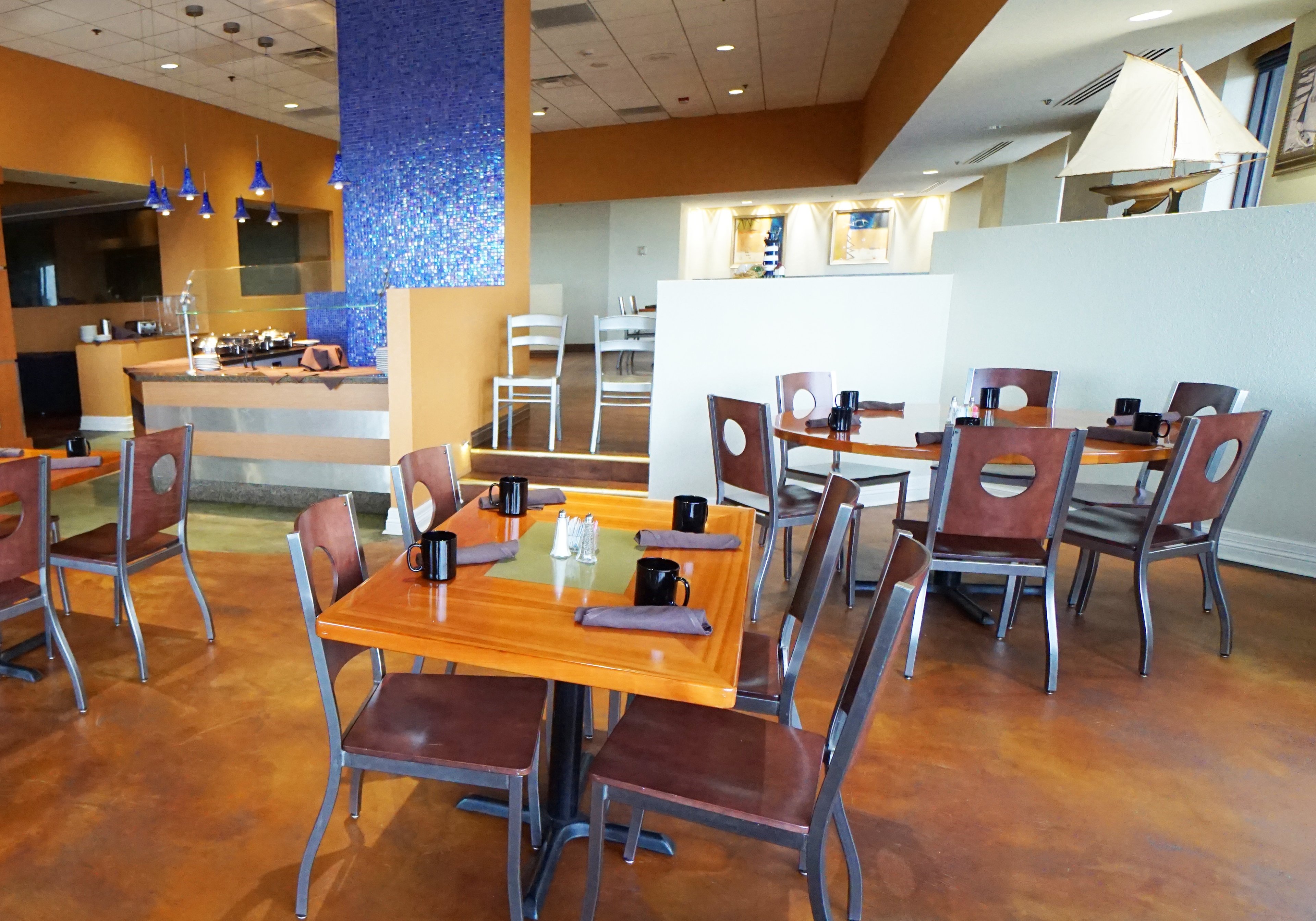 Holiday Inn Corpus Christi Downtown Marina 37/57