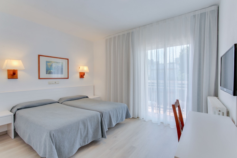Hotel Garbi Park 8/27