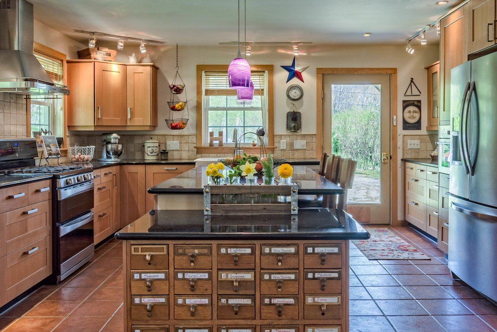 Moonshadow Bed and Breakfast 48/69