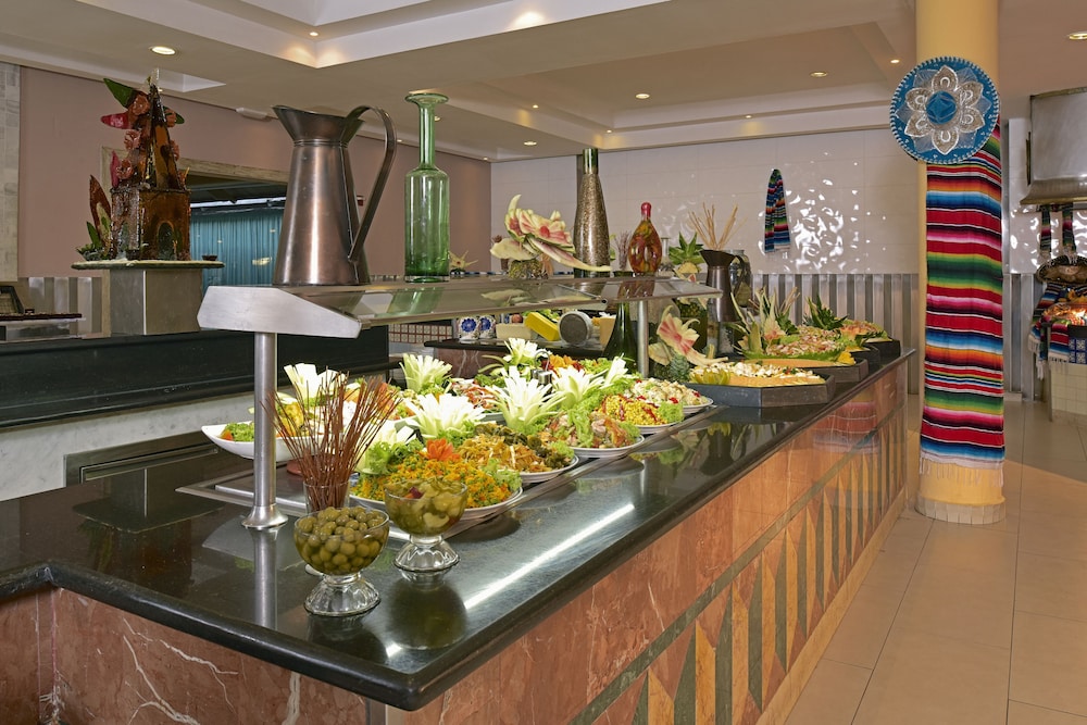 Iberostar Waves Punta Cana 18/49