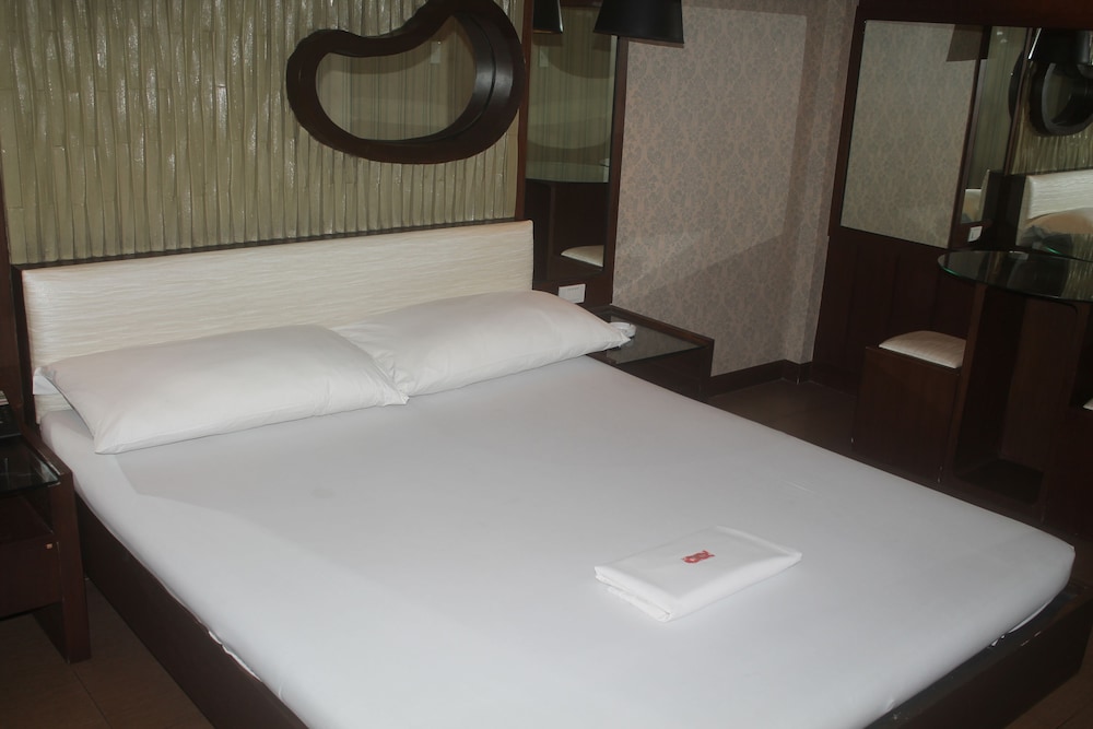 Hotel Ava Gil Puyat 17/56