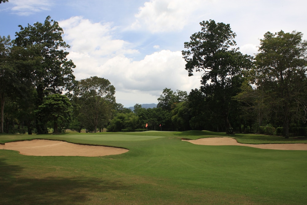 CLUB CAMPESTRE DE BUCARAMANGA 26/30