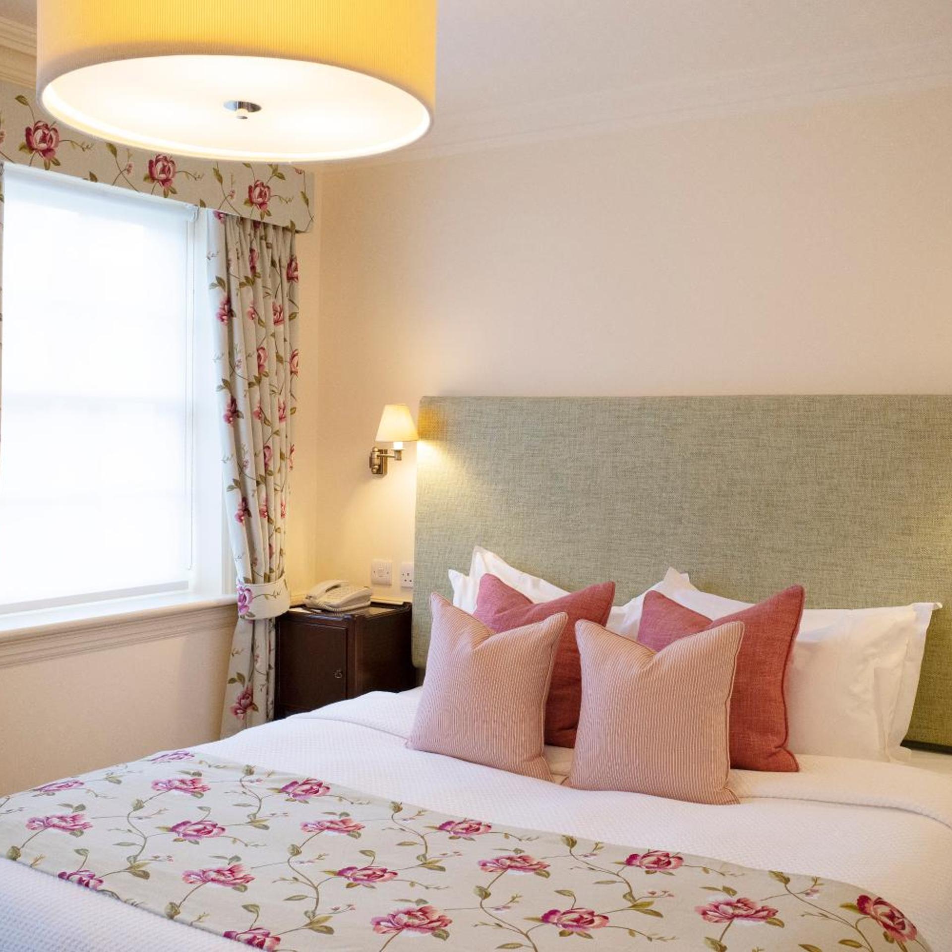 غرفة سوبيريور بسرير كينج، Durrants Hotel 4/10