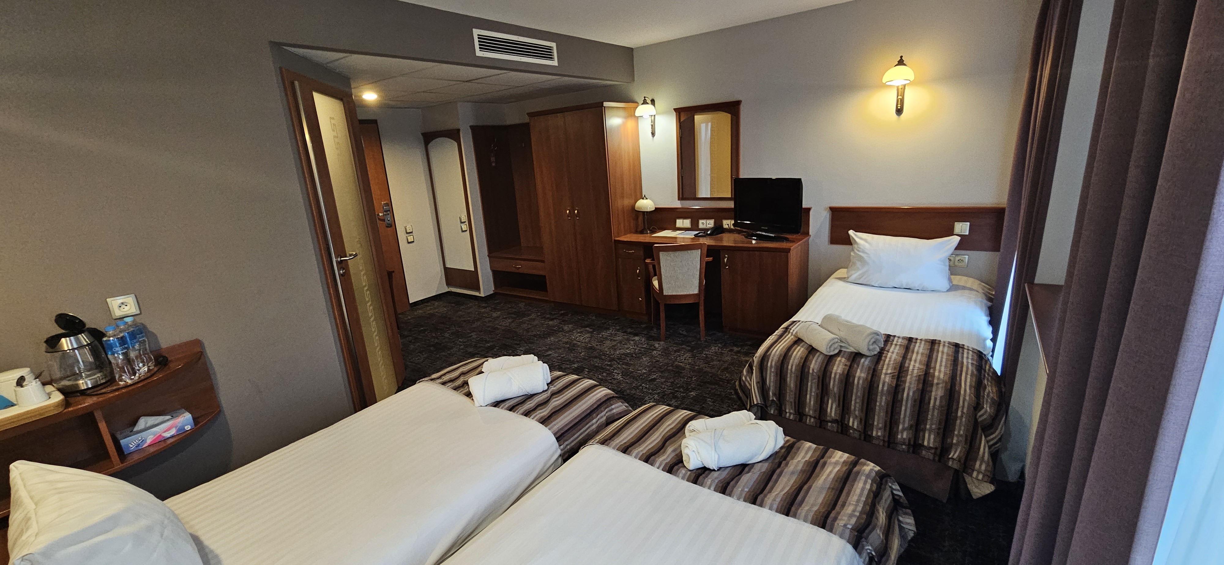 Conrad Hotel 13/44