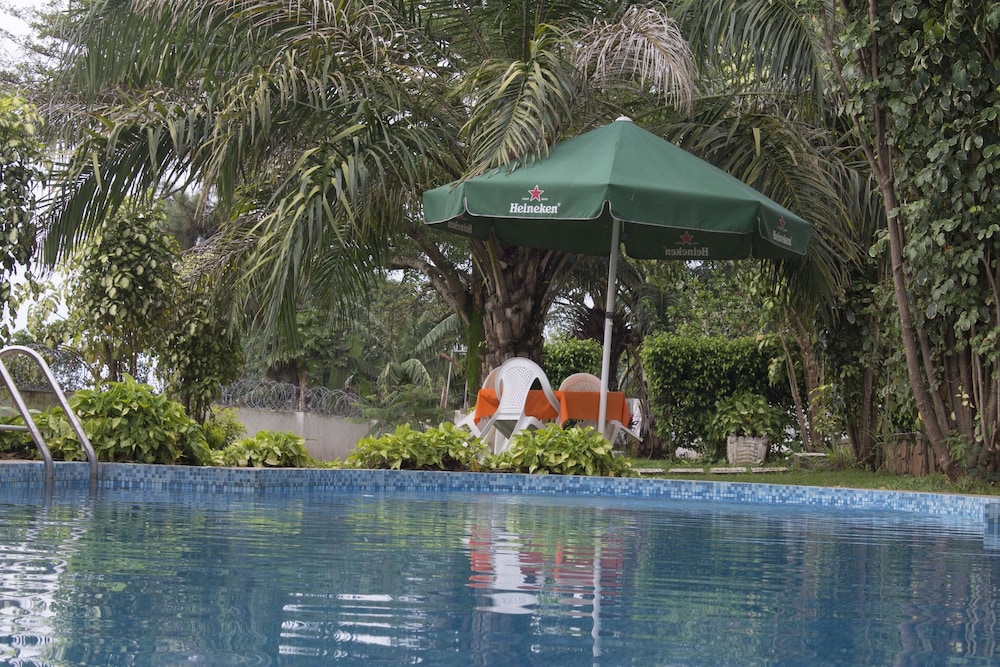 Kiriri Residence Hotel 37/40