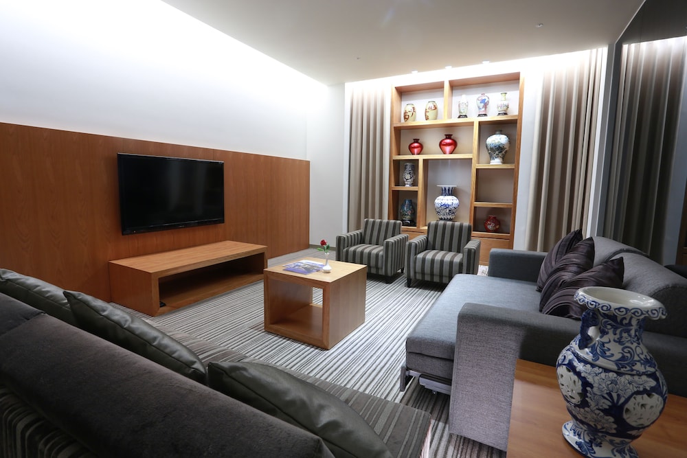 Yoai Hotel 37/45