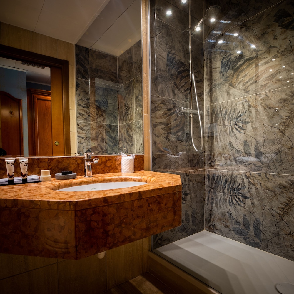 Junior Suite, Double Bed, Hotel Palazzo Lovera 4/4