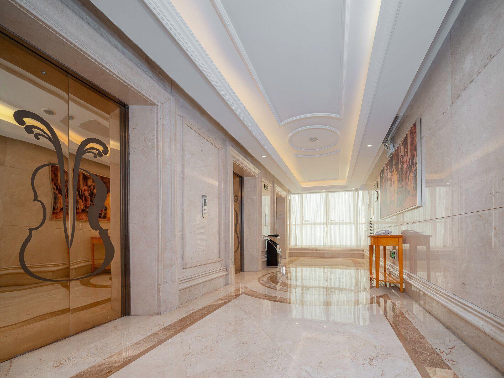 Vienna International Hotel (Foshan Lecong Center) 17/52
