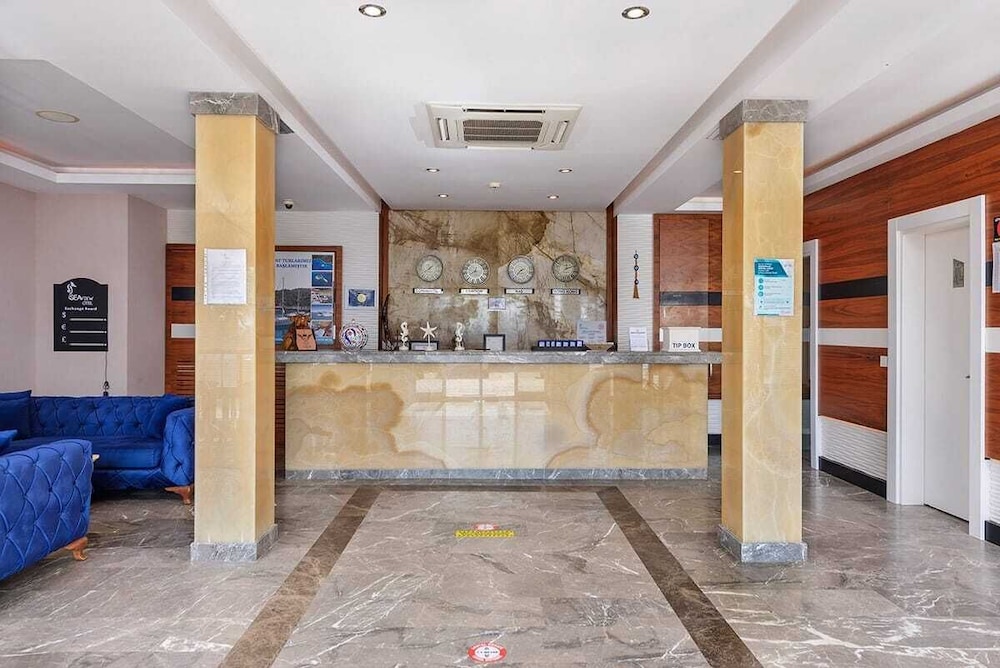 Sea View Hotel 8/50