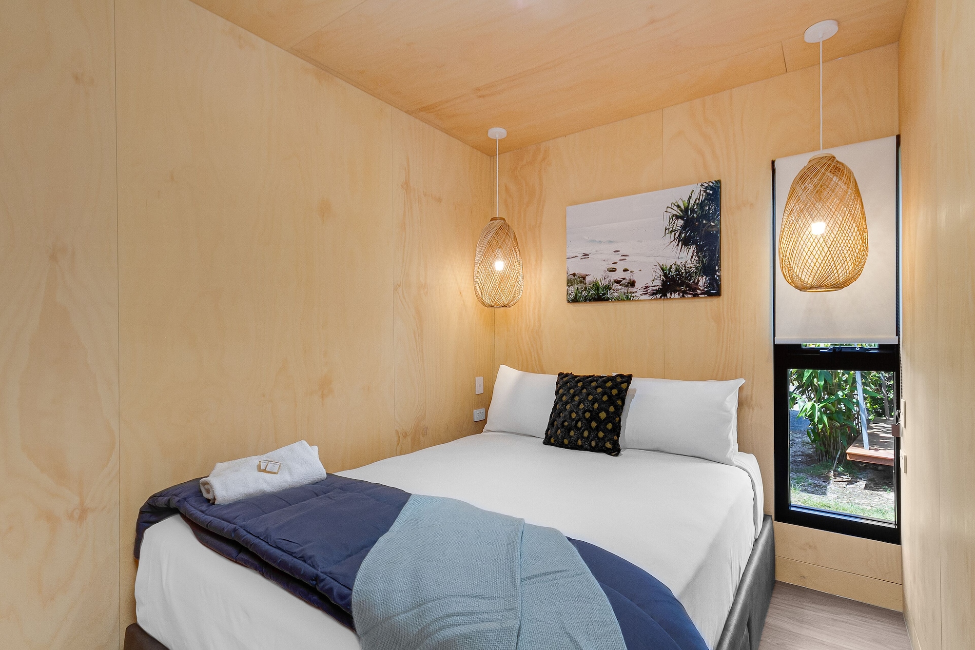 Pod, Economy, Pavilion, 1 Queen and 1 Single Bed