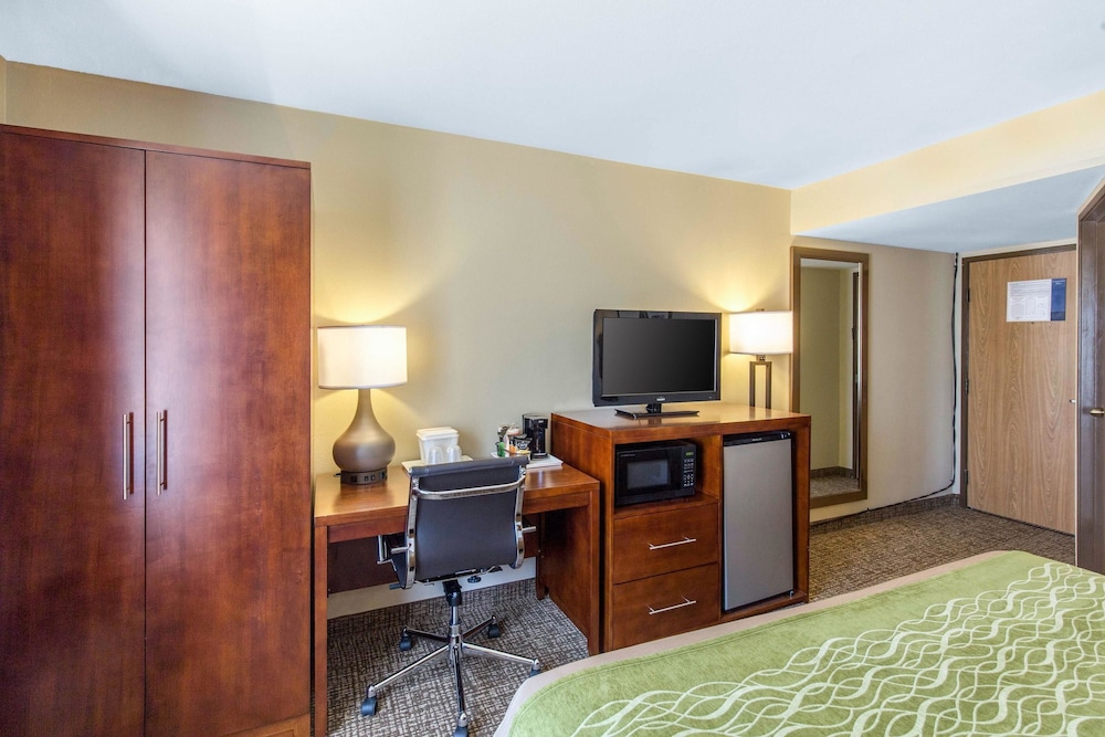 Comfort Inn Wichita Falls North 30/46