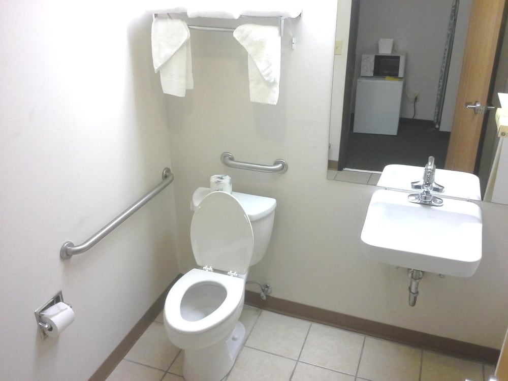 Quality Inn Hamilton 7/10