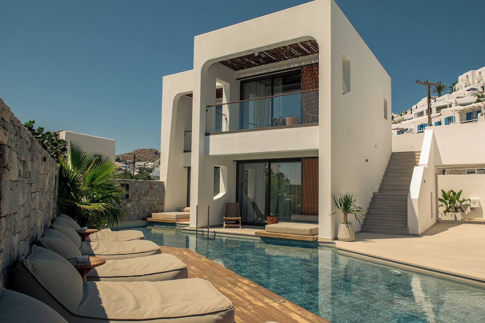 Nuca Mykonos 3/48