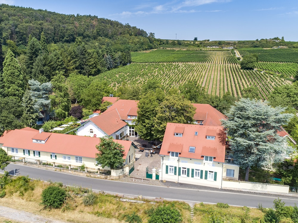 Halbersbacher. Hotel Annaberg 42/50