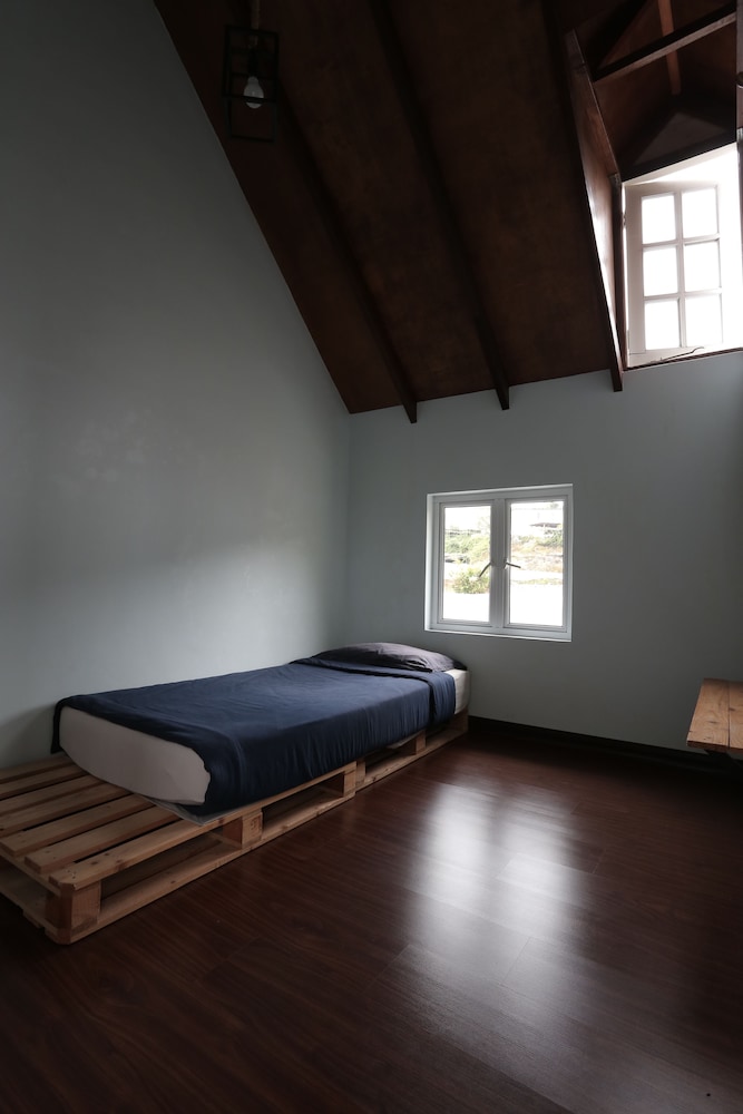 Westwood Highland - Hostel 11/21