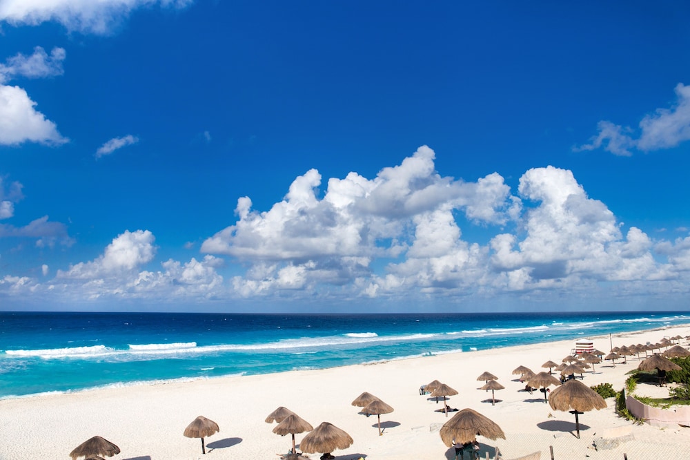 The Royal Sands All Inclusive Resort & Spa 71/75