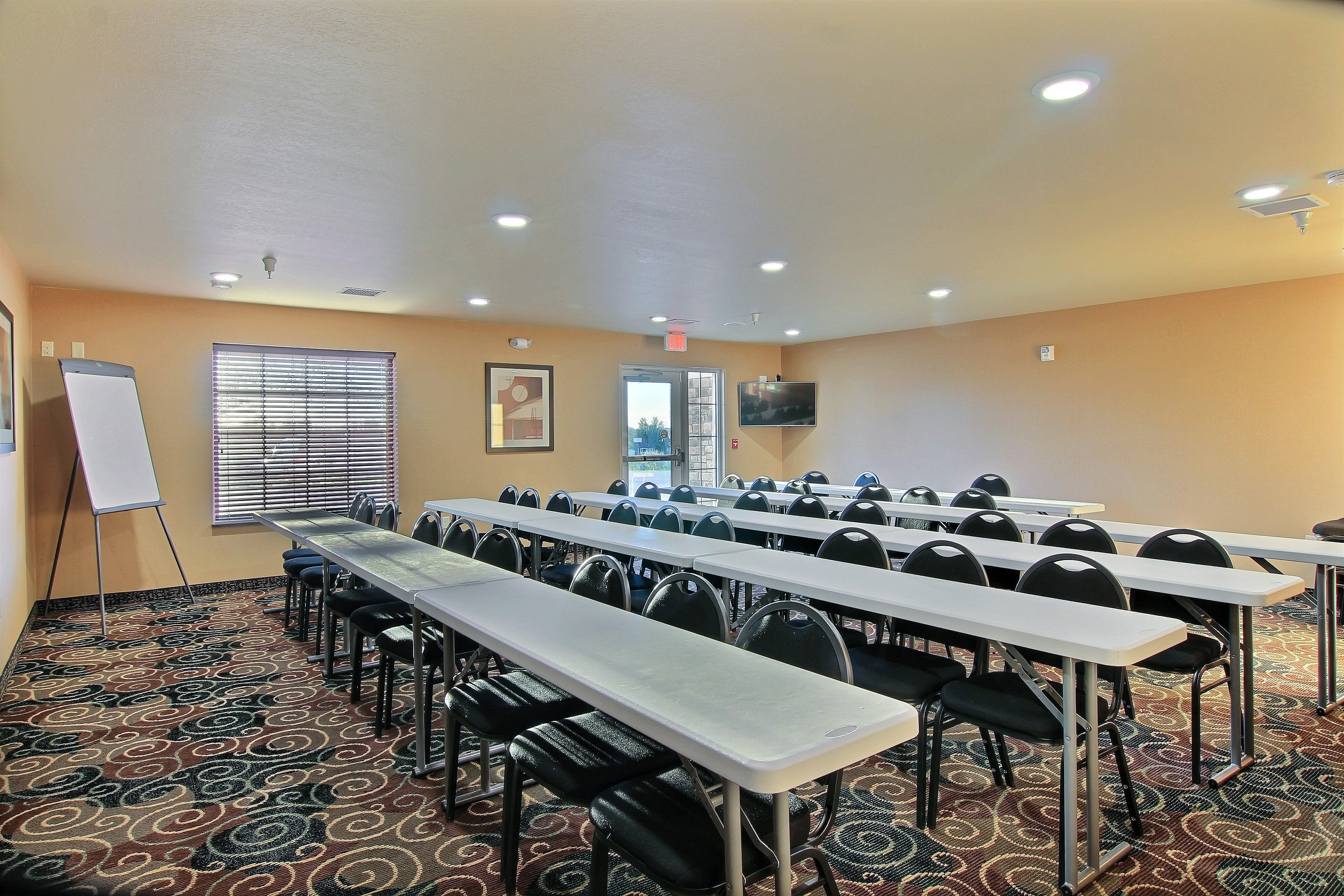 Cobblestone Hotel & Suites - Beulah 47/62
