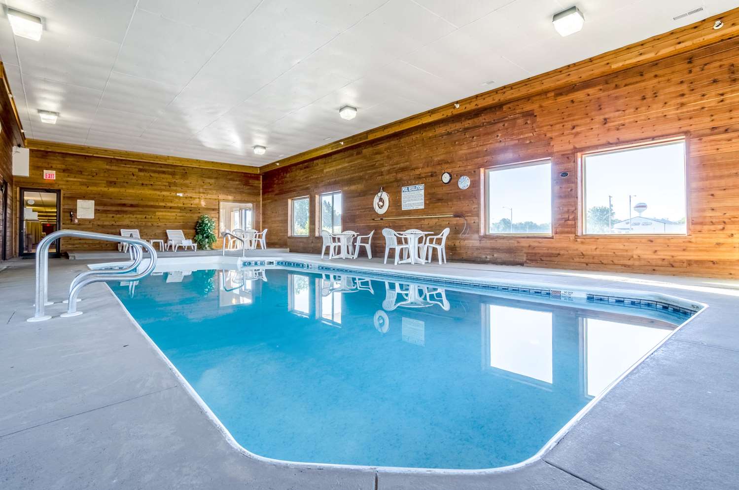 Rodeway Inn Ainsworth, NE 13/21