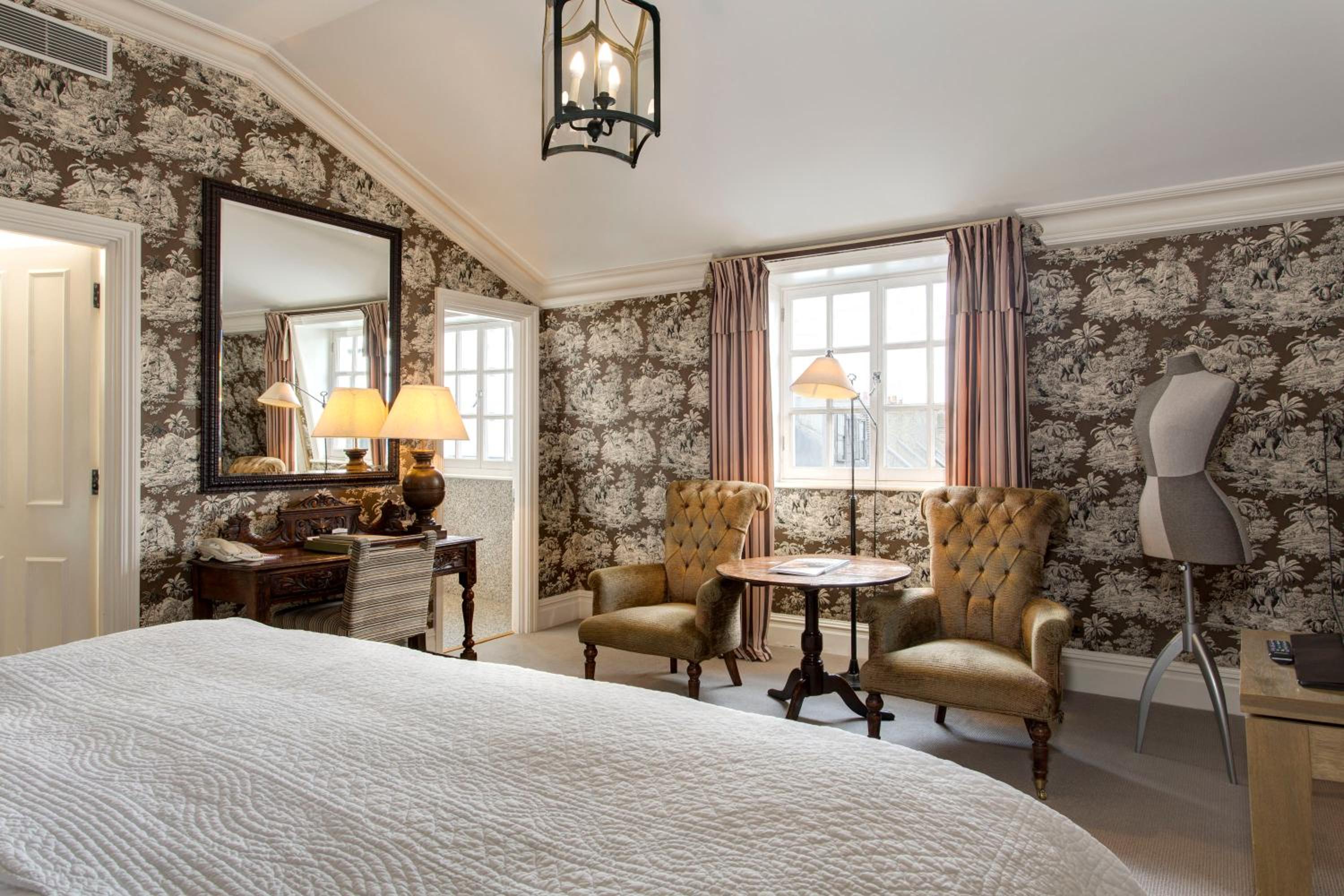 جناح جونيور بسرير فردي، The Pelham London- Starhotels Collezione 7/10