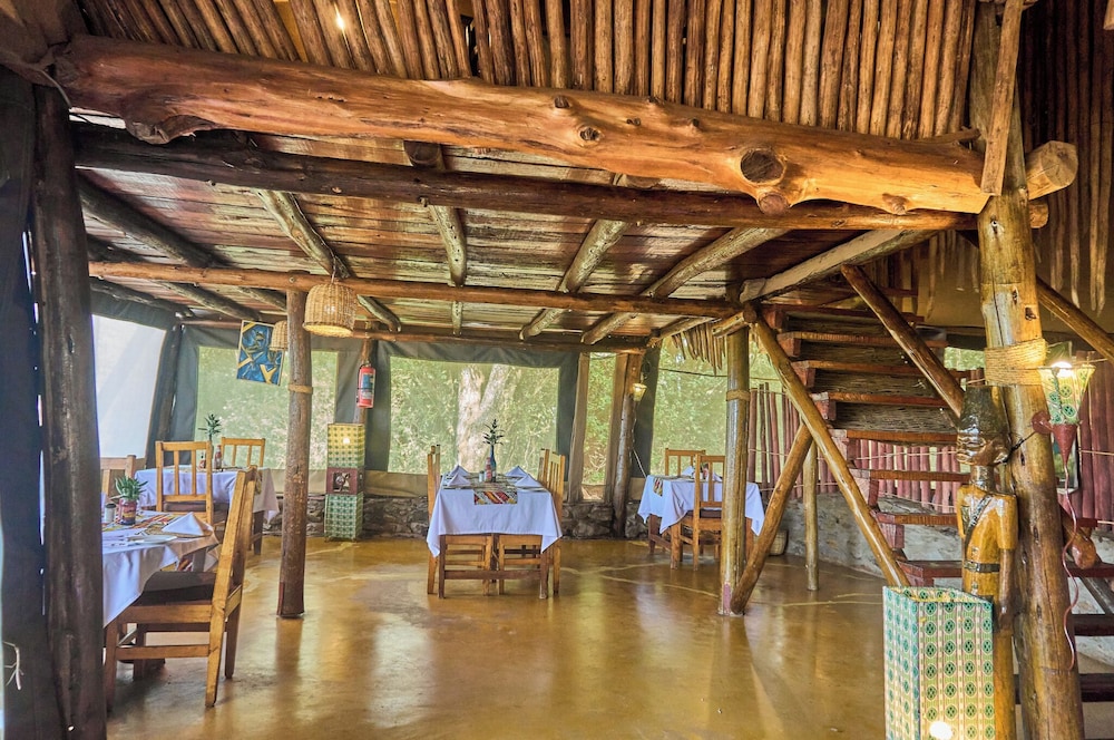 IKOMA TENTED CAMP 27/50