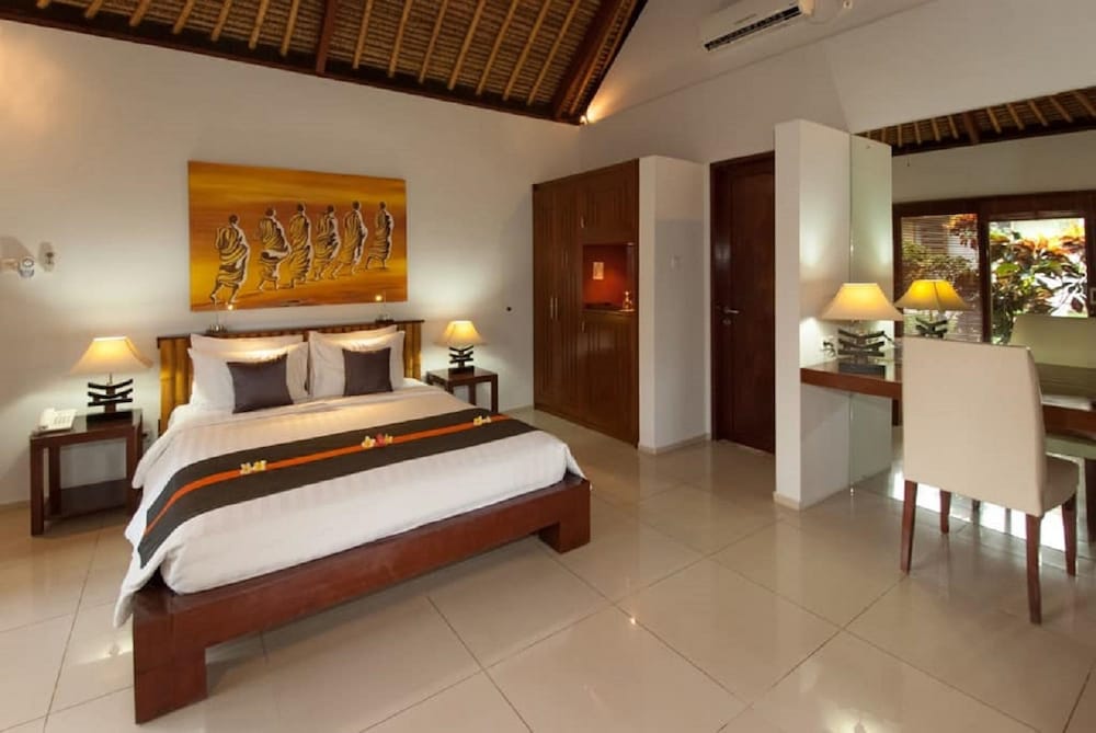 Siddhartha Ocean Front Resort Spa 18/50