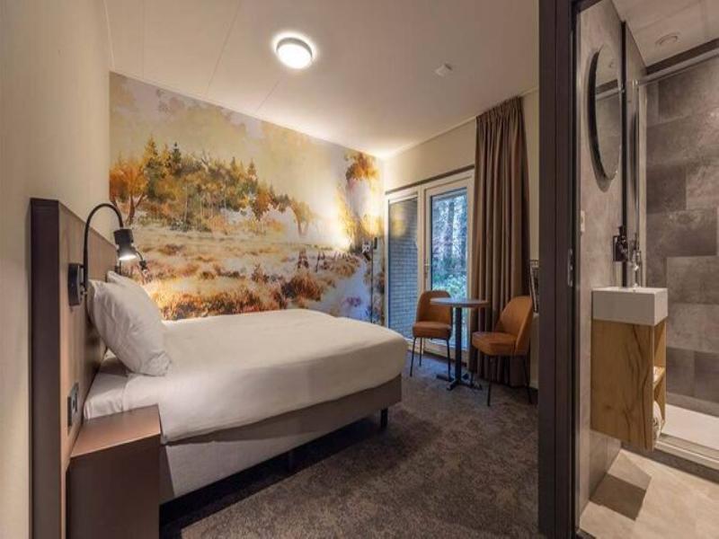 Comfort, Queen Bed, Terrace